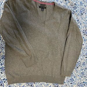 Tommy Hilfiger Grey Sweater